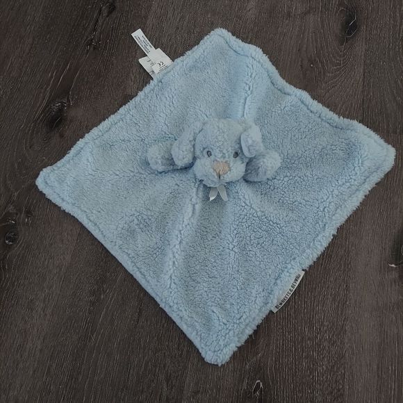 Blankets & Beyond Accessories Blanketsand Beyond Snugglesecurity